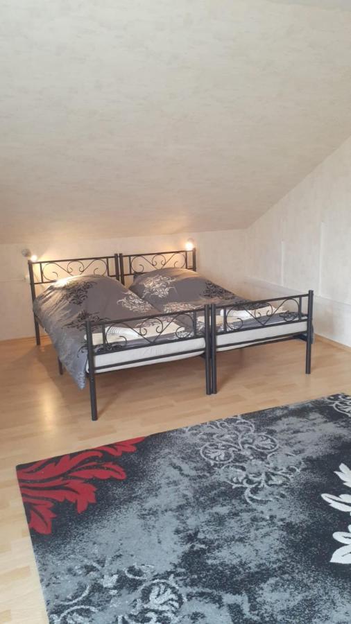 Ferienwohnung In Erftstadt Ngoại thất bức ảnh