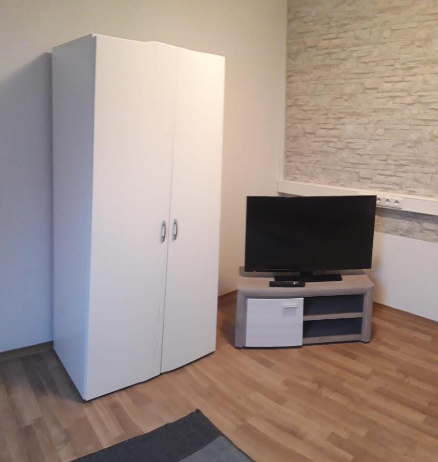 Ferienwohnung In Erftstadt Ngoại thất bức ảnh